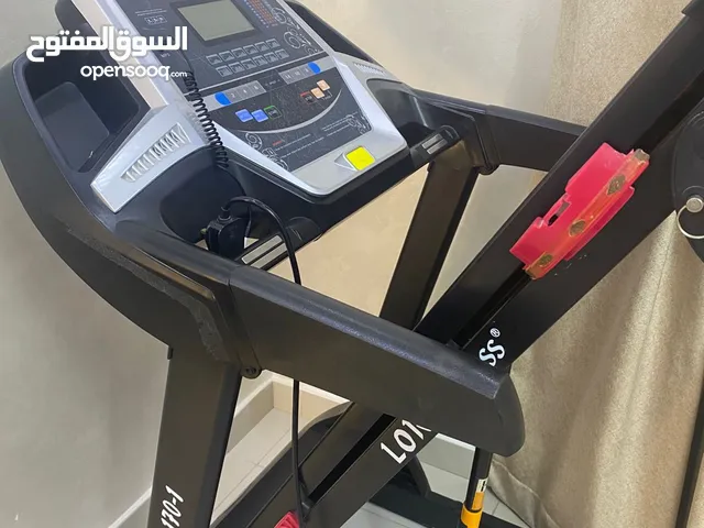 مكينة مشي الكترونيه