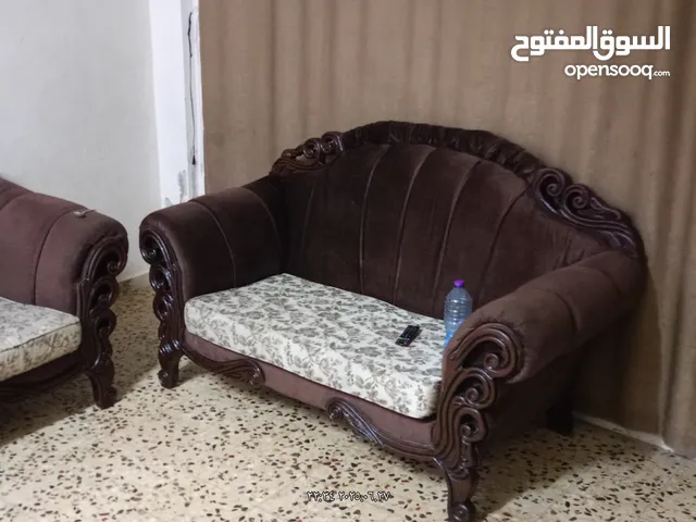 طقم كنب 7 مقاعد لون بني وبيج