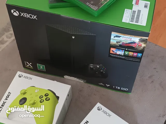 Xbox Series X 1TB New in box with extras