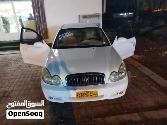 2004 Hyundai Sonata Standard
