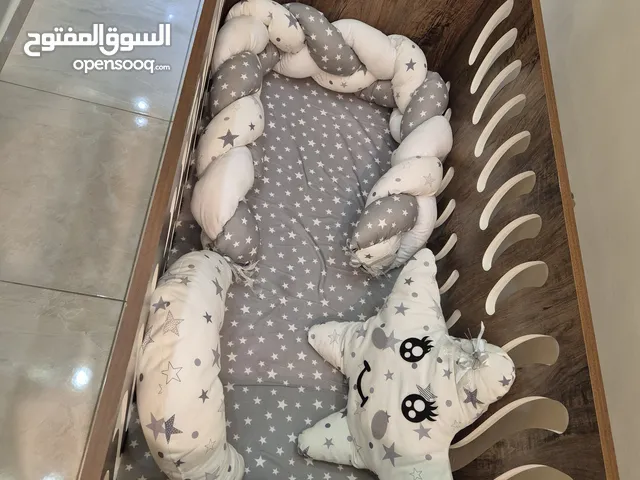 سرير بيبي سرير بيبي حديث ولاده لغاية 3 سنوات تخت بيبي استعمال 3 شهور بلمع لمع نضيف جدا