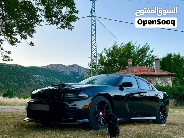 سيارة نضيفة جدا دوج تشارجر للبيع