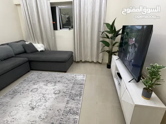 1000 ft 1 Bedroom Apartments for Rent in Sharjah Al Qasemiya