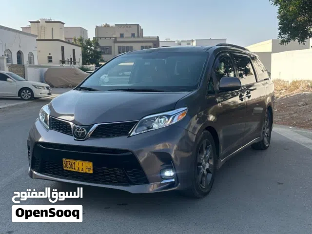 تويوتا سينا 2016 وارد 7 ركاب