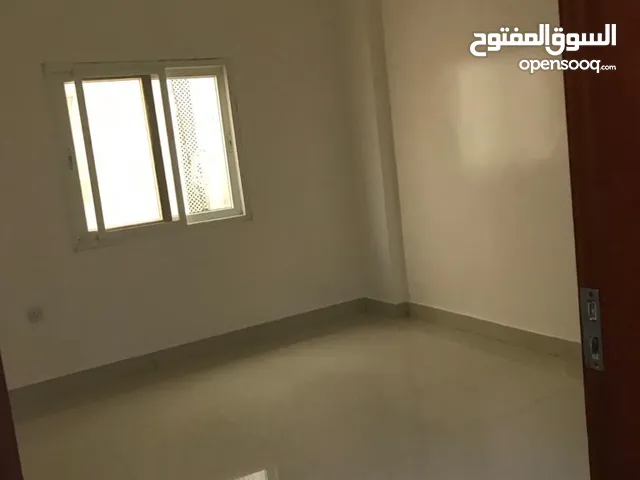 70 m2 2 Bedrooms Apartments for Rent in Muscat Al Mawaleh