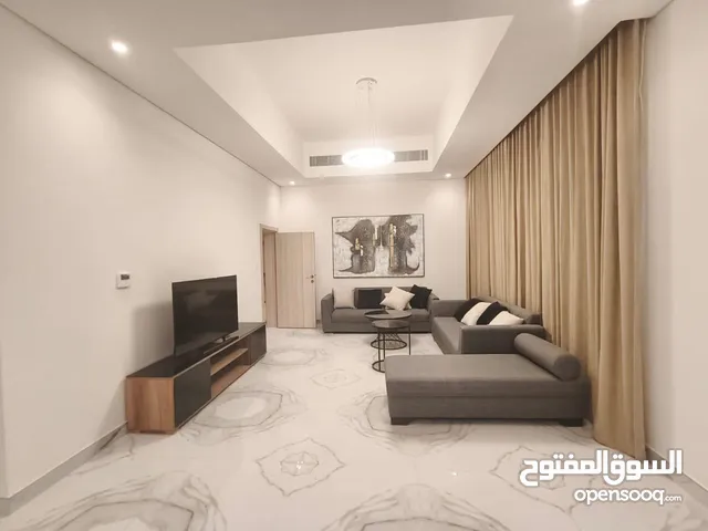 ڤيلا للبيع بالوكير شارع خدمي