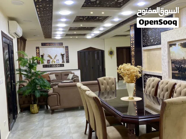 320 m2 4 Bedrooms Townhouse for Sale in Zarqa Dahiet Al Madena Al Monawwara