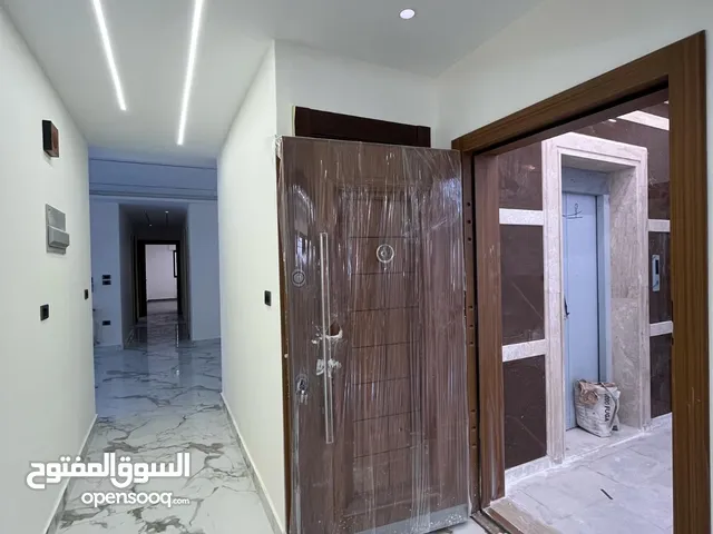 205 m2 3 Bedrooms Apartments for Sale in Amman Airport Road - Manaseer Gs