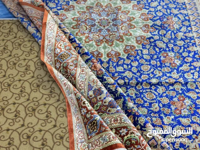 سجادة فارسية منسوجة يدويًا من الحرير الرملي مصنوعة من الحرير بنسبة 100%