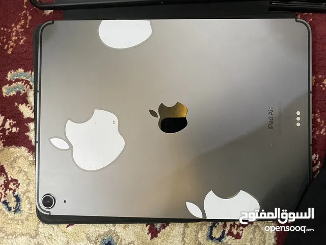 لليبع ايباد اير5 بحاله ممتازه وقابل