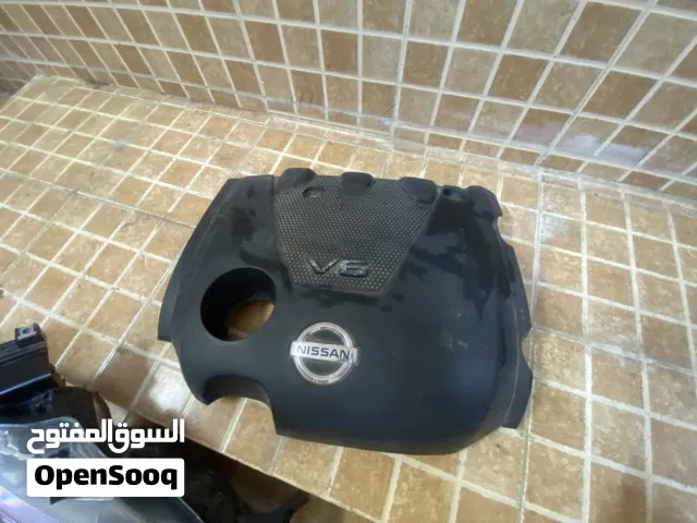 غطاء محرك مستعمل لسيارة - حالة جيدة وسعر مناسب نيسان ماكسيما 2013