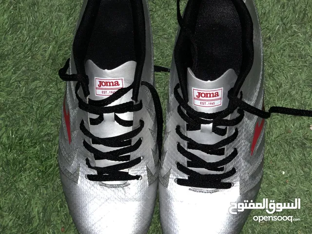 41 Sport Shoes in Amman