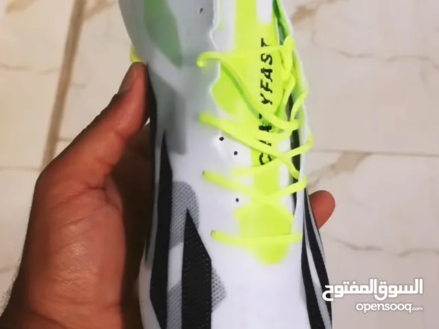 Adidas Sport Shoes in Al Dakhiliya