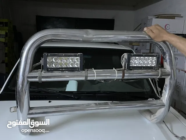صدام كان راكب في تيوتا راف