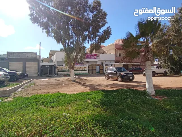 محل حديث للإيجار في موقع لا يُفوّت في منطقة بن يونس