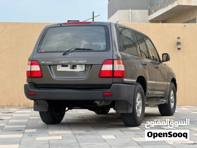 2000 تويوتا لاند كروزر GX