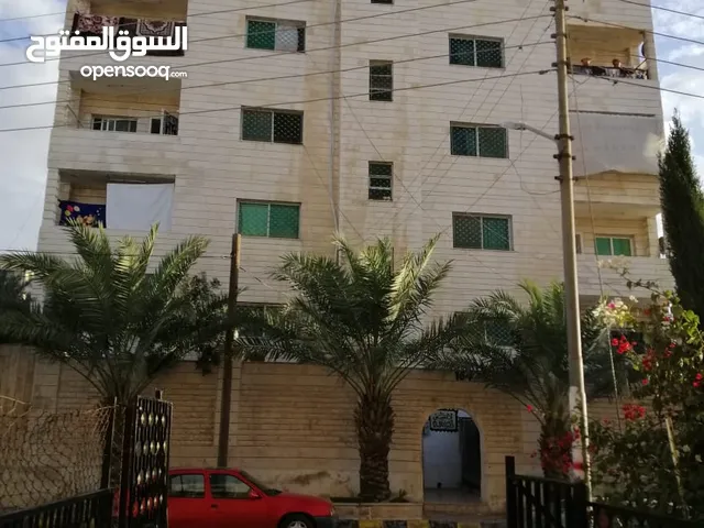شقه للإيجار  المناره خلف مخابز بسمان طابق رابع