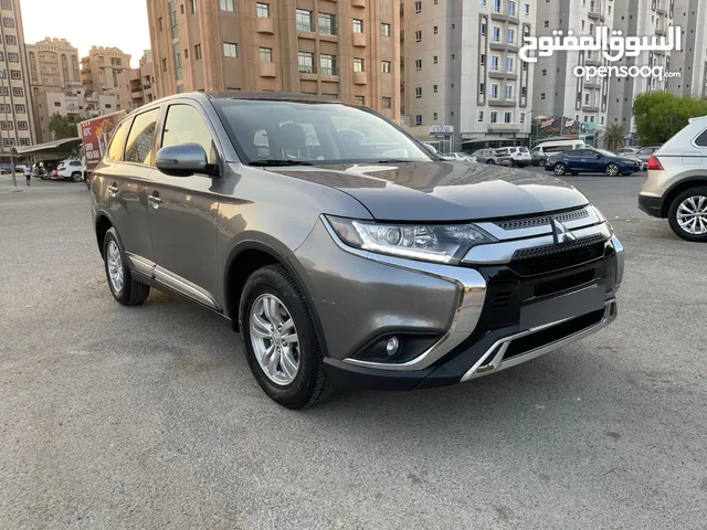 Used Mitsubishi Outlander in Hawally