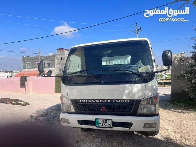 Tipper Mitsubishi 2013 in Mafraq