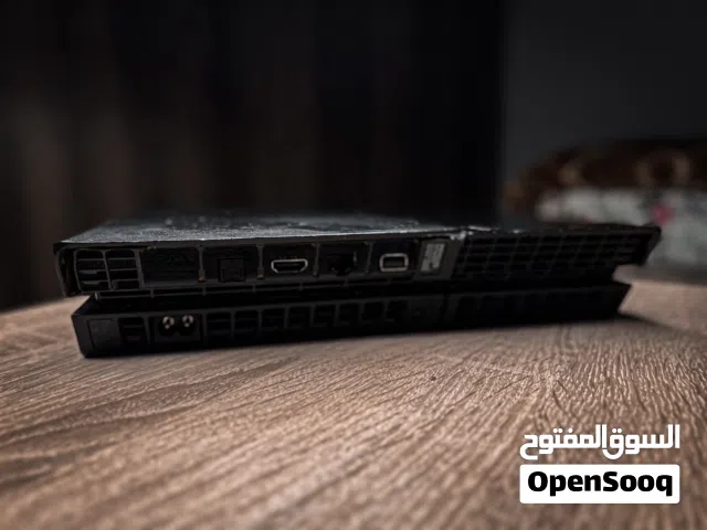 سوني 4 للبيع معه هديه اذرعين و دسكه سعر 1300 و ساهل