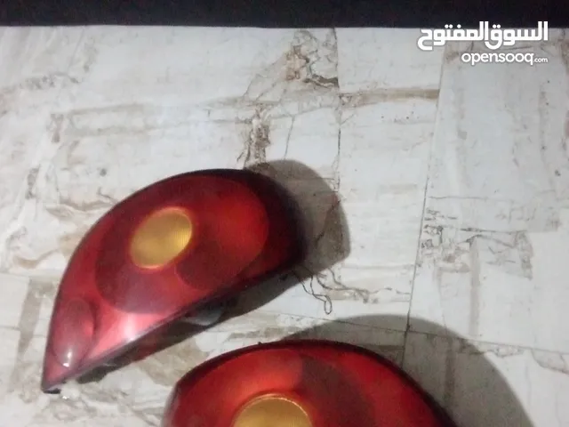 فوانيس وشبك سيارات