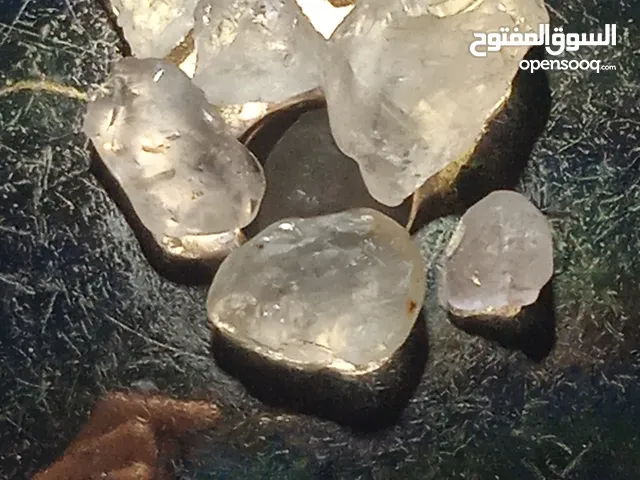 الماس خام نادر للبيع توجد كميات جيدة