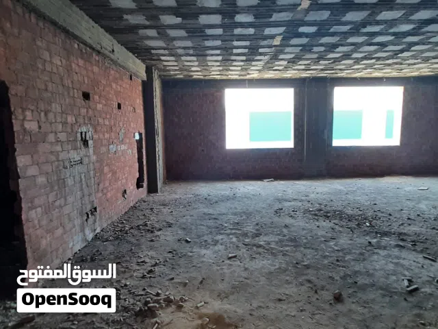 وحدة صناعية للبيع بسعر مغري