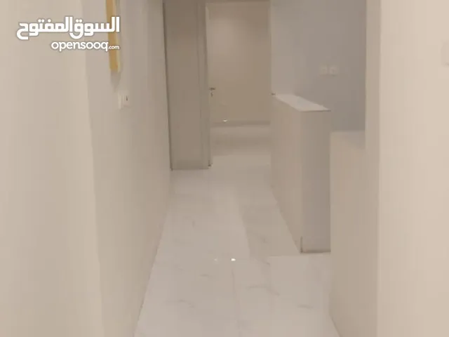 160 m2 5 Bedrooms Apartments for Rent in Jeddah Al Hamadaniyah