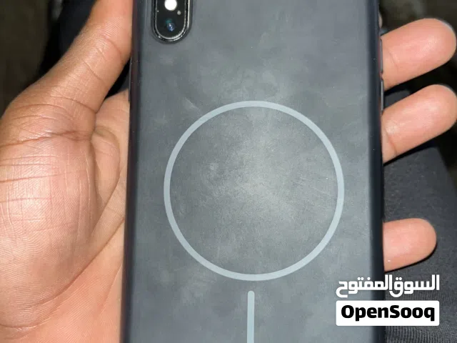 ايفون اكس اس مكس