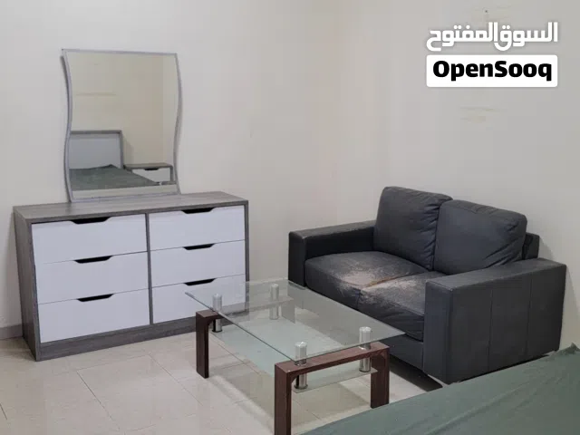 I have four rooms available One master three normal very nice and neat and clean only for Arab call