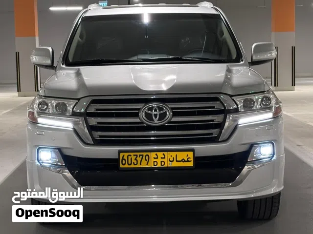 تويوتا لاندكروزر خليجي 8سلندر Gxr