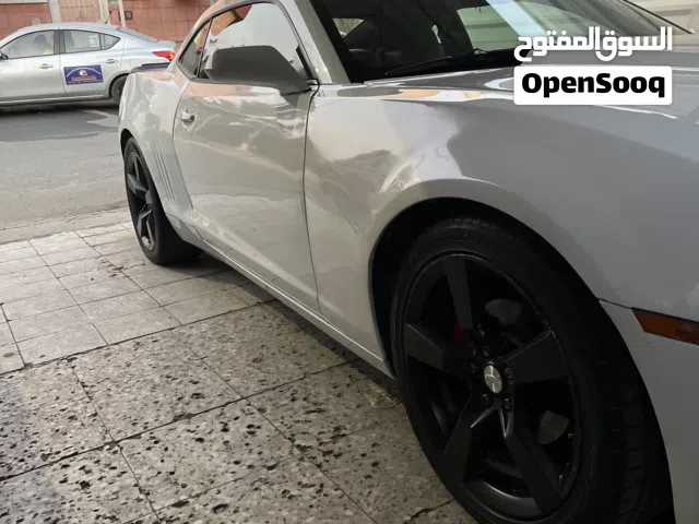 Used Chevrolet Camaro in Mubarak Al-Kabeer
