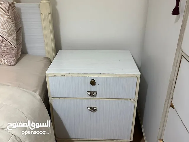 غرفه نوم بحاله جيده