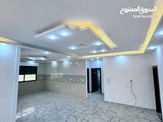 160 m2 4 Bedrooms Apartments for Sale in Zarqa Al Zarqa Al Jadeedeh