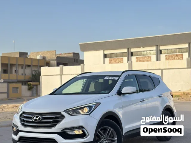 2017 هيونداي سنتافي Standard
