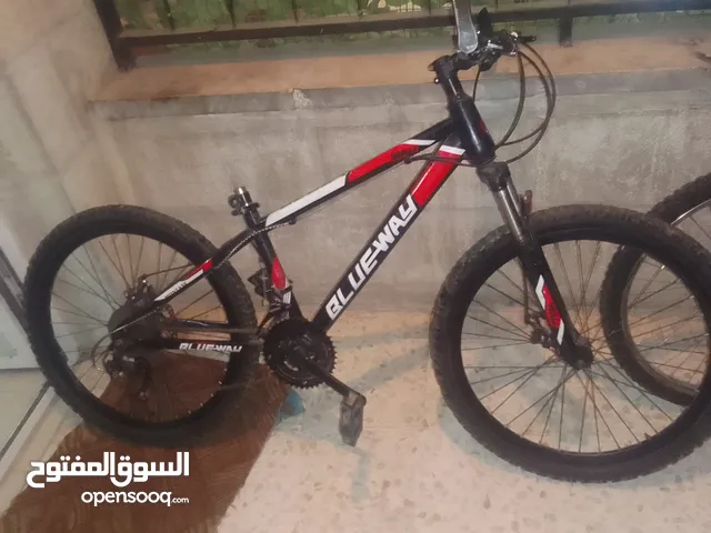 بسكليتين جنط 24 ( البسكليت الاول: امريكي) (البسكليت الثاني: ياباني) الموقع: ابو نصير