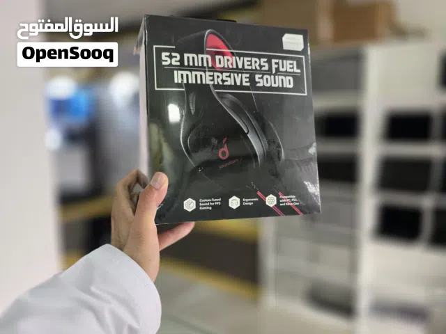 أنكر ساوندكور سترايك 1 – سماعة ألعاب سلكية (أسود)  Anker Soundcore Strike 1 – Gaming Headset