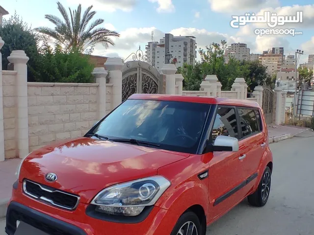 كيا سول 2012 اربعه غيار اتماتك بسعر حرق 36500 ألف نقدا بدل وارد منبدل