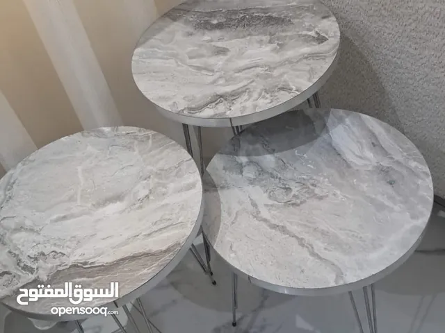 طاولات سيرفس