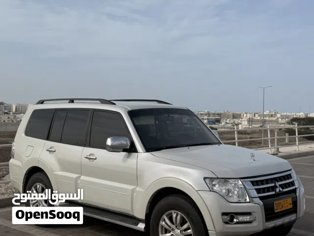 2017, Mitsubishi, Pajero, GLS