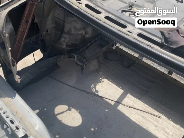 قص شاصي يسار مع المدقار التيما 2020 SR