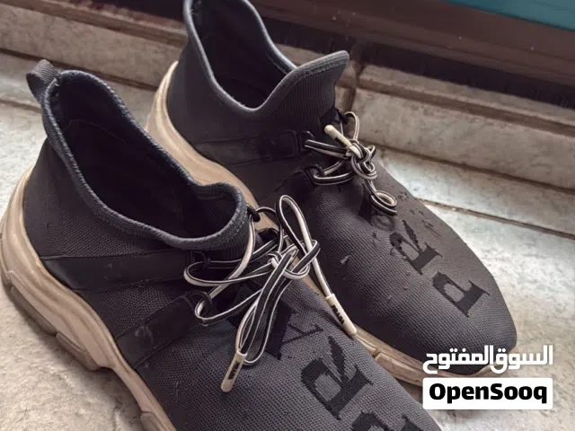 جوتي برادا اصلي السعر كان 310
