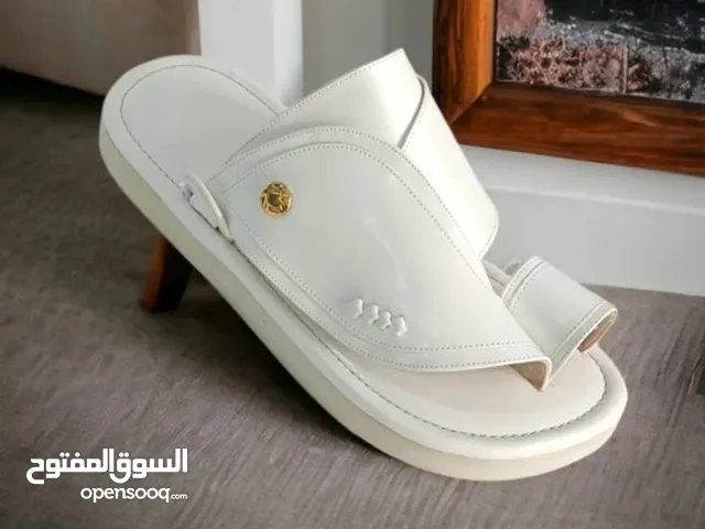42 Casual Shoes in Al Riyadh