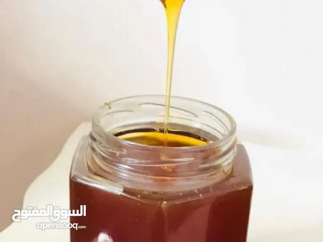 عسل السدر الباكستاني وهو عسل فاخر وغني بالفوائد، يتميز بلونه الذهبي أو الداكن