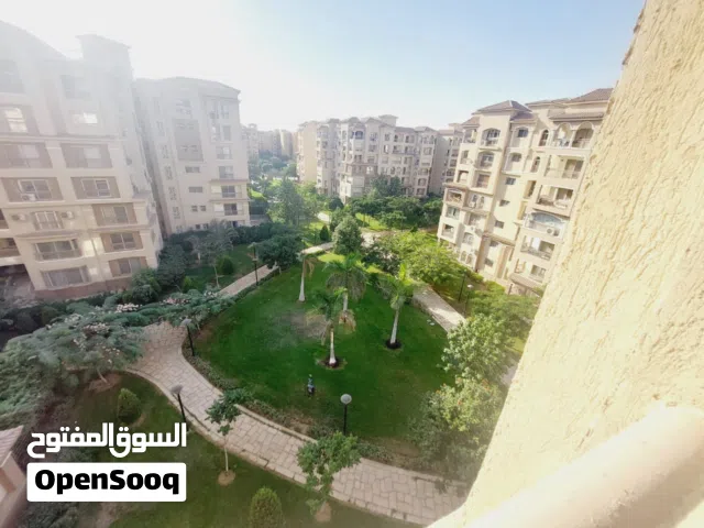 للبيع شقه لقطه في مدينتي بسعر تجاري