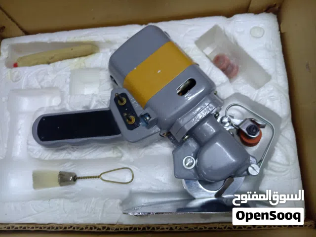 مقص كهربائي للبيع جديد بالكرتونة وكالة