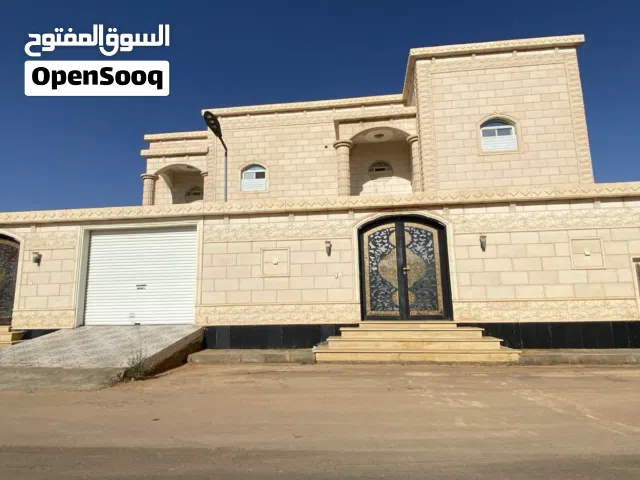 دور ارضي للايجار بالأعلى شقتين