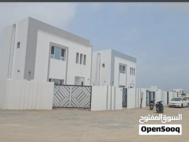 بيوت للبيع في بركاء مناطق الرميس -حي عاصم -الهرم -شمال والصومحان شمال