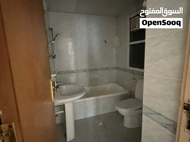 130 m2 1 Bedroom Apartments for Rent in Sharjah Al Taawun