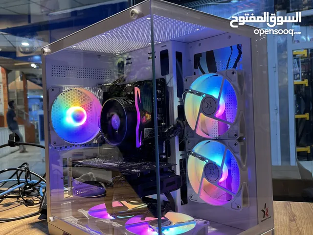 PC GAMING.